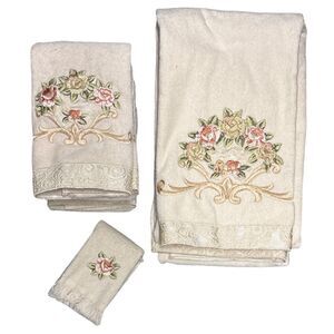 Avanti Rosefan Embroidered Cotton Bath & Hand Towels